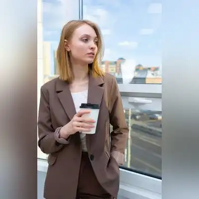周茉